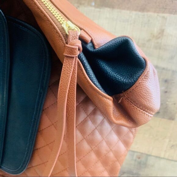 Steve Madden Faux Leather Quilted Tote - Picture 7 of 7